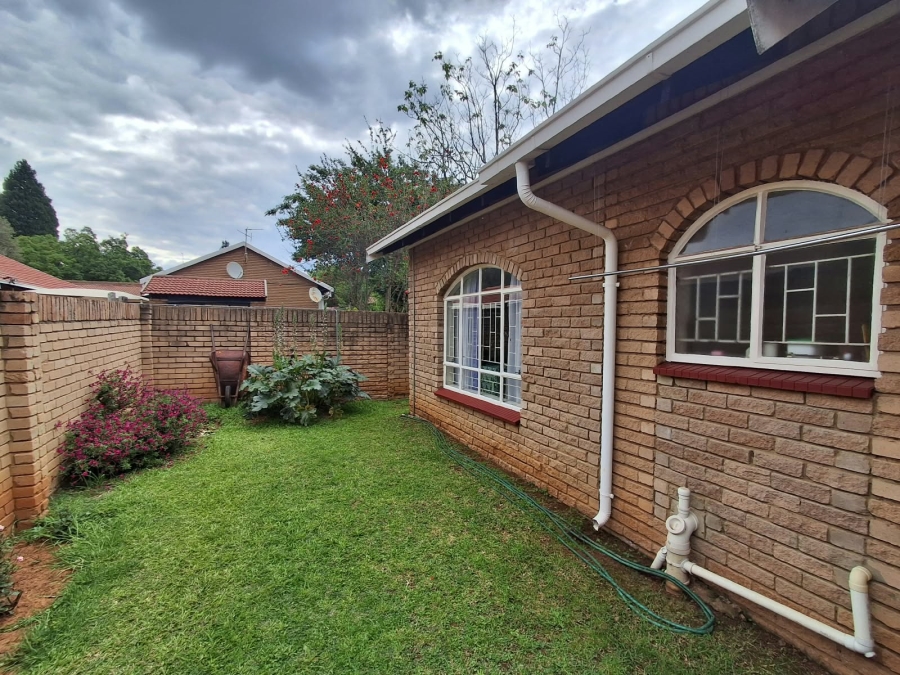 3 Bedroom Property for Sale in Dassie Rand North West